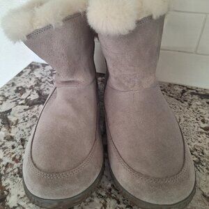 Sorel‎ Women's Boots Size 11 Out N About Bootie Casual Gray Fur Suede Leather